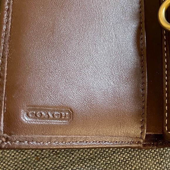 coach wallet - Picture 5 of 6